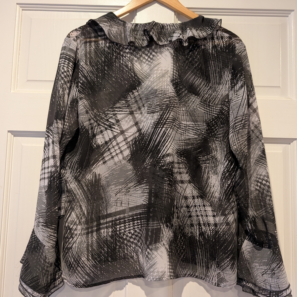 Chico's Sheer Black White Bell Sleeves Size 1 Ruffled Blouse Y2K 90s Artsy - Picture 5 of 9